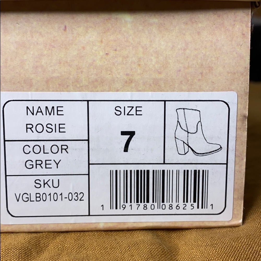 Very G Grey Block Heel Booties - Picture 6 of 6